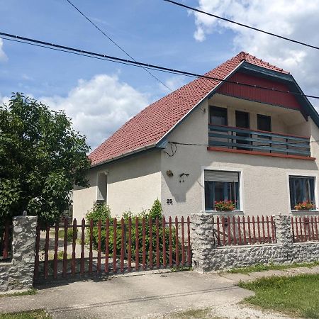 SzilvásváradTulipan Haz别墅 外观 照片